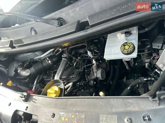 Рено Мастер 2020 в Ковель на Automoto.ua Белый Рено Мастер, объемом двигателя 2.3 л и пробегом 345 тыс. км за 18999 $, фото 13 на Automoto.ua