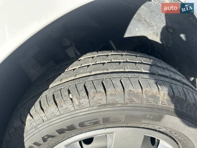 Рено Мастер 2020 в Ковель на Automoto.ua Белый Рено Мастер, объемом двигателя 2.3 л и пробегом 345 тыс. км за 18999 $, фото 10 на Automoto.ua