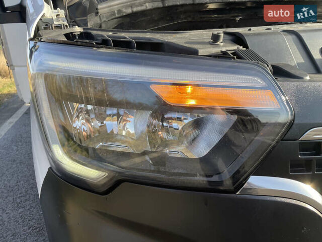 Белый Рено Мастер, объемом двигателя 2.3 л и пробегом 380 тыс. км за 19800 $, фото 40 на Automoto.ua