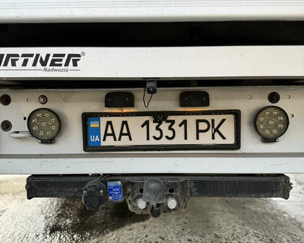 Белый Рено Мастер, объемом двигателя 2.3 л и пробегом 303 тыс. км за 23100 $, фото 20 на Automoto.ua