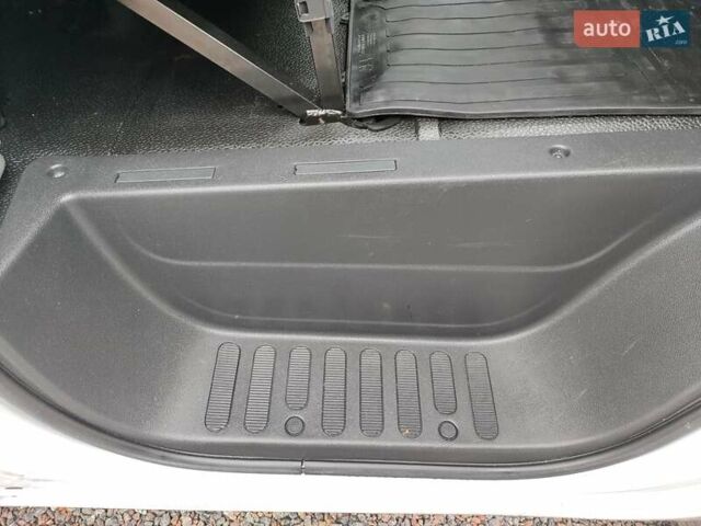 Білий Рено Мастєр, об'ємом двигуна 2.3 л та пробігом 278 тис. км за 16700 $, фото 67 на Automoto.ua