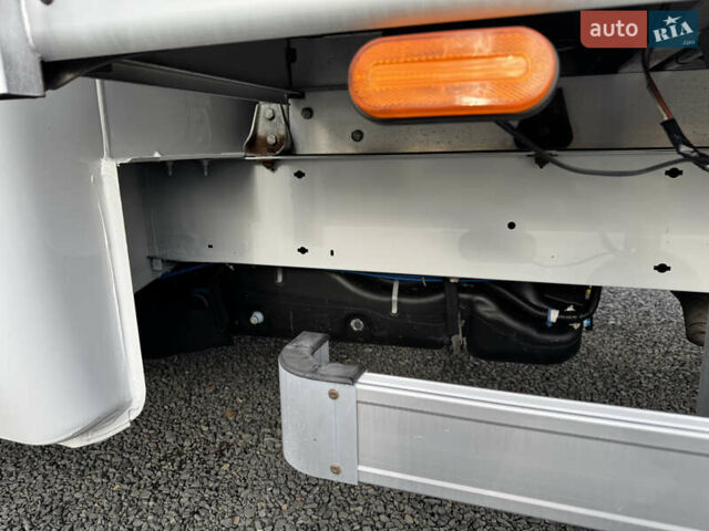 Білий Рено Мастєр, об'ємом двигуна 2.3 л та пробігом 230 тис. км за 18700 $, фото 24 на Automoto.ua