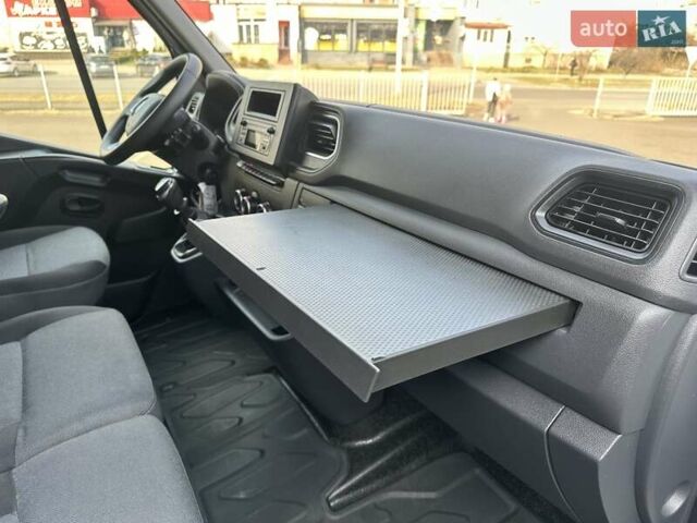 Белый Рено Мастер, объемом двигателя 2.3 л и пробегом 385 тыс. км за 18200 $, фото 31 на Automoto.ua