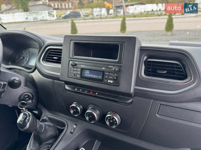 Білий Рено Мастєр, об'ємом двигуна 2.3 л та пробігом 230 тис. км за 18700 $, фото 39 на Automoto.ua