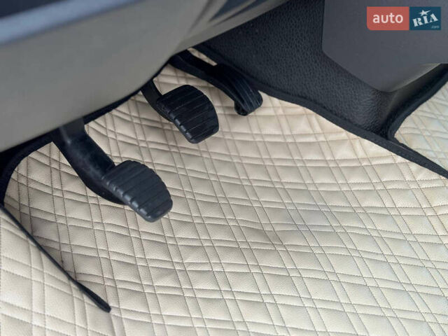 Белый Рено Мастер, объемом двигателя 2.3 л и пробегом 500 тыс. км за 17500 $, фото 20 на Automoto.ua