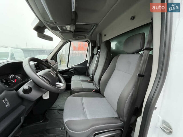 Белый Рено Мастер, объемом двигателя 2.3 л и пробегом 457 тыс. км за 18800 $, фото 10 на Automoto.ua