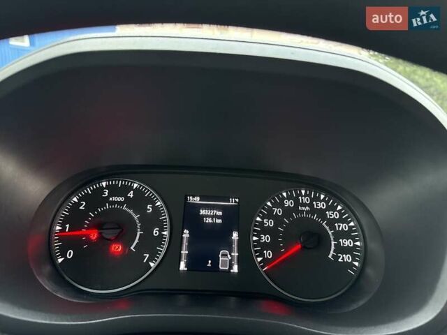 Білий Рено Мастєр, об'ємом двигуна 2.3 л та пробігом 363 тис. км за 17700 $, фото 69 на Automoto.ua