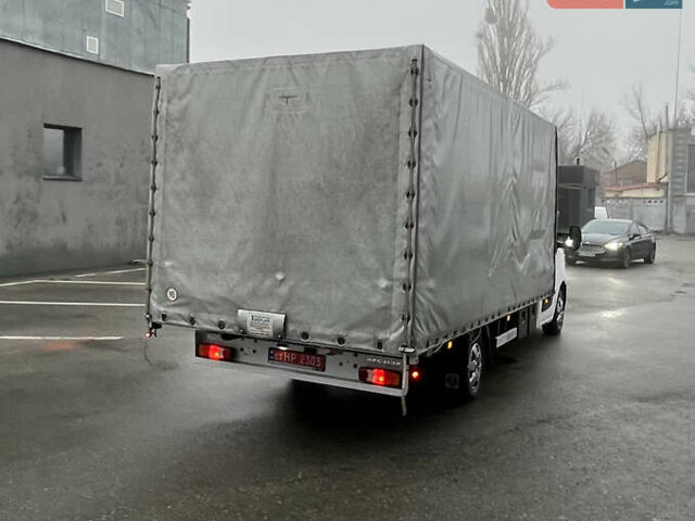 Белый Рено Мастер, объемом двигателя 2.3 л и пробегом 457 тыс. км за 19000 $, фото 4 на Automoto.ua