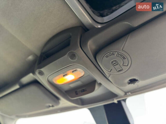 Белый Рено Мастер, объемом двигателя 2.3 л и пробегом 500 тыс. км за 17500 $, фото 23 на Automoto.ua
