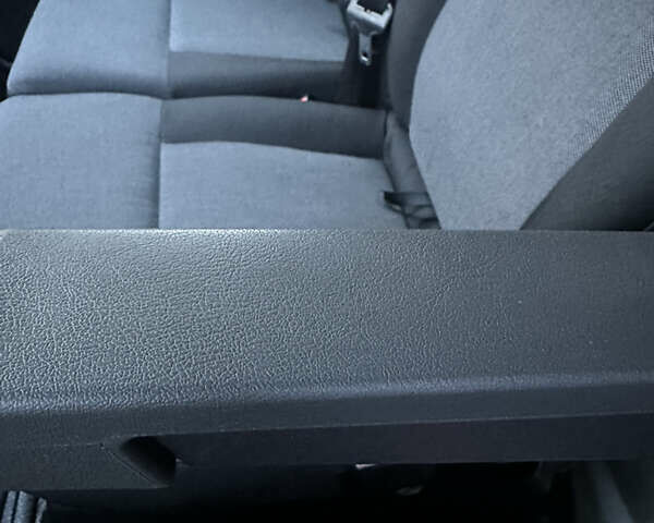 Белый Рено Мастер, объемом двигателя 2.3 л и пробегом 418 тыс. км за 20600 $, фото 15 на Automoto.ua