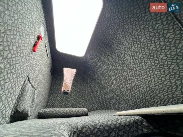 Білий Рено Мастєр, об'ємом двигуна 2.3 л та пробігом 347 тис. км за 20500 $, фото 84 на Automoto.ua