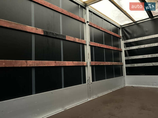 Белый Рено Мастер, объемом двигателя 2.3 л и пробегом 170 тыс. км за 19999 $, фото 10 на Automoto.ua