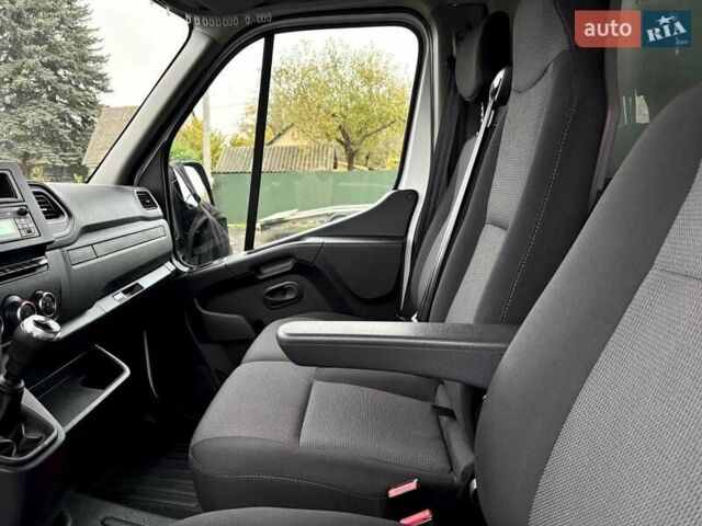 Белый Рено Мастер, объемом двигателя 2.3 л и пробегом 316 тыс. км за 19999 $, фото 34 на Automoto.ua