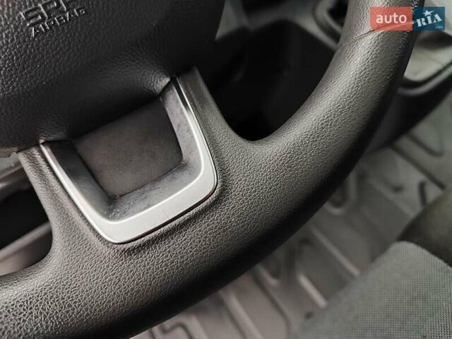 Белый Рено Мастер, объемом двигателя 2.3 л и пробегом 263 тыс. км за 19999 $, фото 30 на Automoto.ua