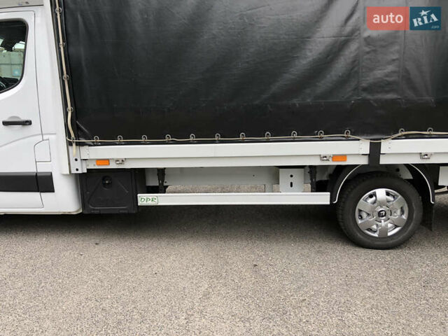 Белый Рено Мастер, объемом двигателя 2.3 л и пробегом 290 тыс. км за 18500 $, фото 37 на Automoto.ua