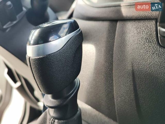 Белый Рено Мастер, объемом двигателя 2.3 л и пробегом 283 тыс. км за 19999 $, фото 25 на Automoto.ua