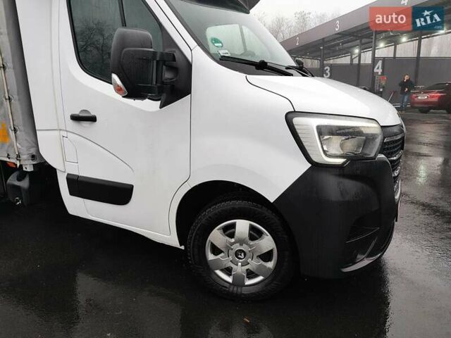 Белый Рено Мастер, объемом двигателя 2.3 л и пробегом 283 тыс. км за 19999 $, фото 4 на Automoto.ua