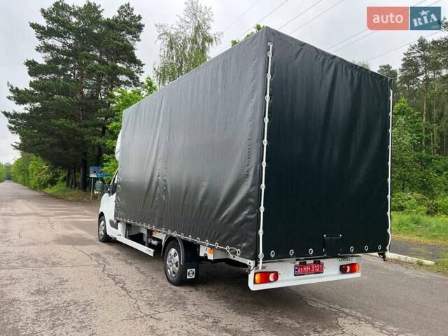 Белый Рено Мастер, объемом двигателя 2.3 л и пробегом 262 тыс. км за 19999 $, фото 48 на Automoto.ua