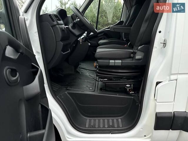 Білий Рено Мастєр, об'ємом двигуна 2.3 л та пробігом 330 тис. км за 19500 $, фото 51 на Automoto.ua