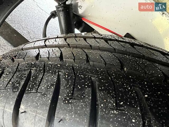 Белый Рено Мастер, объемом двигателя 2.3 л и пробегом 308 тыс. км за 20750 $, фото 49 на Automoto.ua