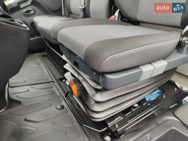 Белый Рено Мастер, объемом двигателя 2.3 л и пробегом 263 тыс. км за 19999 $, фото 38 на Automoto.ua