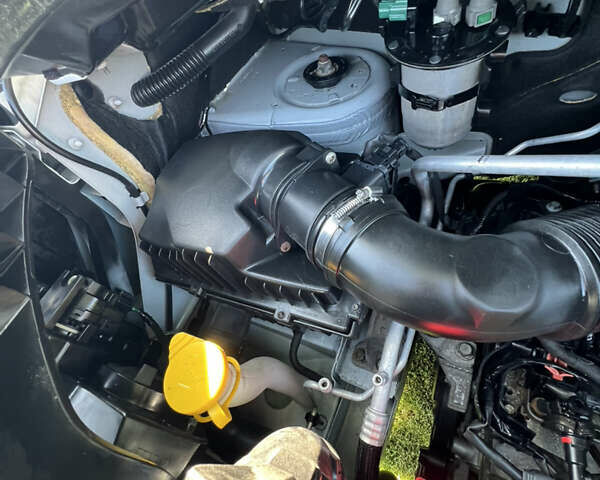 Рено Мастєр 2021 у Ковель на Automoto.ua Білий Рено Мастєр, об'ємом двигуна 2.3 л та пробігом 180 тис. км за 21500 $, фото 12 на Automoto.ua