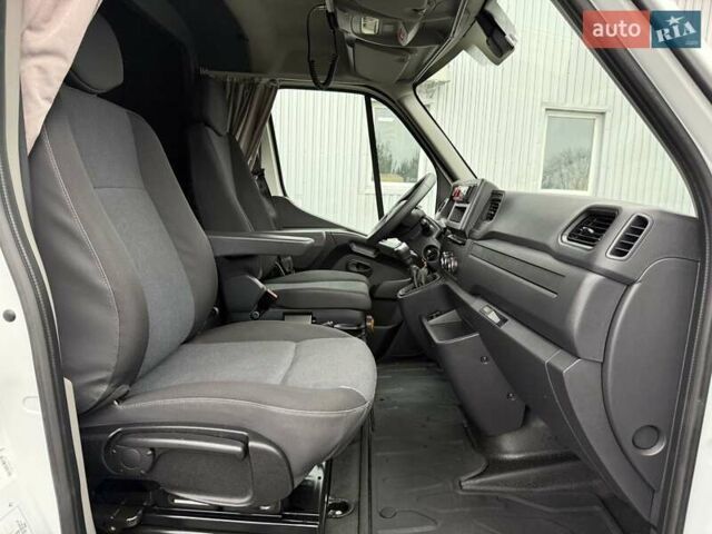 Білий Рено Мастєр, об'ємом двигуна 2.3 л та пробігом 330 тис. км за 19500 $, фото 75 на Automoto.ua