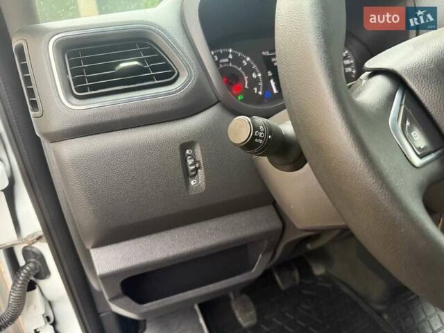 Белый Рено Мастер, объемом двигателя 2.3 л и пробегом 342 тыс. км за 29999 $, фото 54 на Automoto.ua