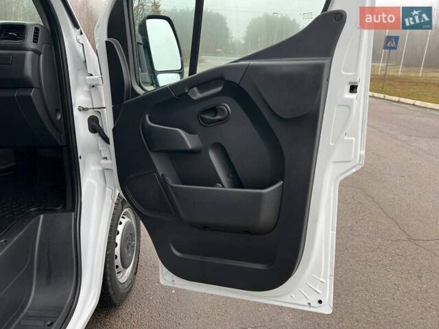 Белый Рено Мастер, объемом двигателя 2.3 л и пробегом 248 тыс. км за 21500 $, фото 68 на Automoto.ua