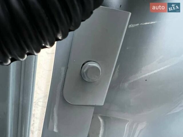Белый Рено Мастер, объемом двигателя 2.3 л и пробегом 312 тыс. км за 22500 $, фото 56 на Automoto.ua