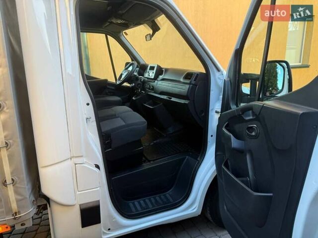 Білий Рено Мастєр, об'ємом двигуна 2.3 л та пробігом 245 тис. км за 19299 $, фото 55 на Automoto.ua