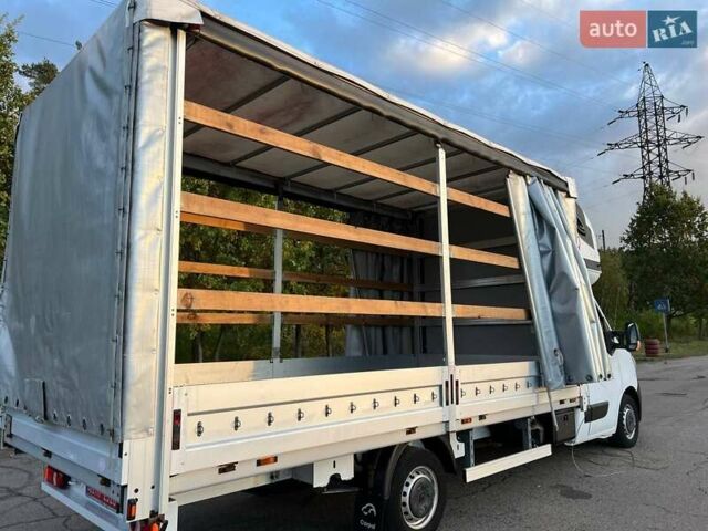 Белый Рено Мастер, объемом двигателя 2.3 л и пробегом 312 тыс. км за 22500 $, фото 72 на Automoto.ua