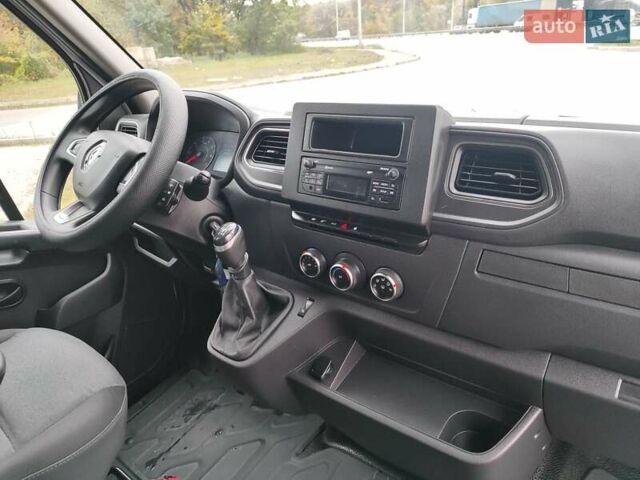 Білий Рено Мастєр, об'ємом двигуна 2.3 л та пробігом 286 тис. км за 19999 $, фото 17 на Automoto.ua