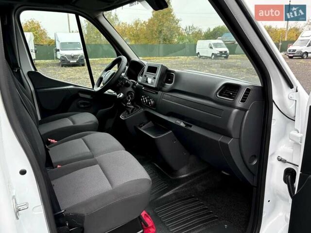 Белый Рено Мастер, объемом двигателя 2.3 л и пробегом 316 тыс. км за 19999 $, фото 16 на Automoto.ua