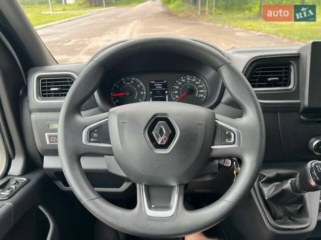Белый Рено Мастер, объемом двигателя 2.3 л и пробегом 262 тыс. км за 19999 $, фото 81 на Automoto.ua