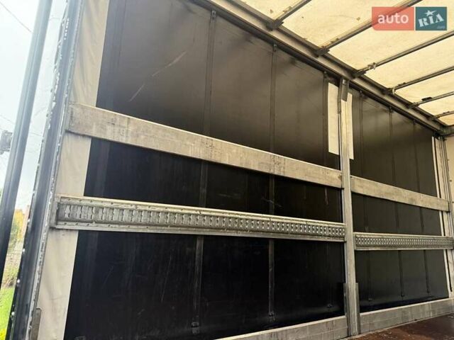 Белый Рено Мастер, объемом двигателя 2.3 л и пробегом 342 тыс. км за 29999 $, фото 63 на Automoto.ua