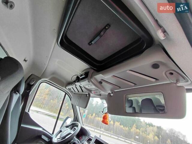 Білий Рено Мастєр, об'ємом двигуна 2.3 л та пробігом 368 тис. км за 18999 $, фото 30 на Automoto.ua