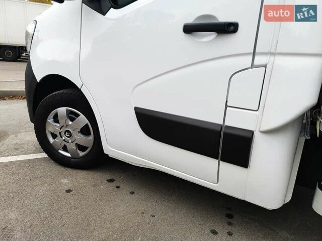 Білий Рено Мастєр, об'ємом двигуна 2.3 л та пробігом 286 тис. км за 19999 $, фото 25 на Automoto.ua