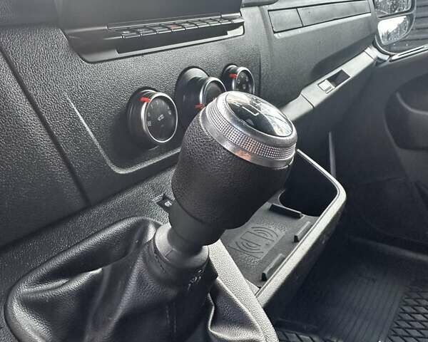 Рено Мастер 2021 в Ковель на Automoto.ua Белый Рено Мастер, объемом двигателя 2.3 л и пробегом 365 тыс. км за 20400 $, фото 14 на Automoto.ua