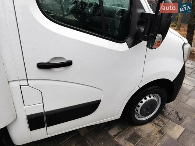 Белый Рено Мастер, объемом двигателя 2.3 л и пробегом 263 тыс. км за 19999 $, фото 7 на Automoto.ua