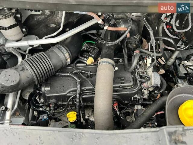 Белый Рено Мастер, объемом двигателя 2.3 л и пробегом 308 тыс. км за 20750 $, фото 97 на Automoto.ua