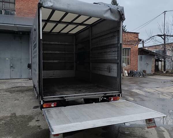 Белый Рено Мастер, объемом двигателя 2.3 л и пробегом 362 тыс. км за 18500 $, фото 2 на Automoto.ua