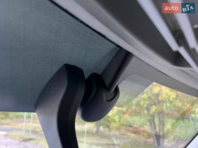 Белый Рено Мастер, объемом двигателя 2.3 л и пробегом 312 тыс. км за 22500 $, фото 37 на Automoto.ua