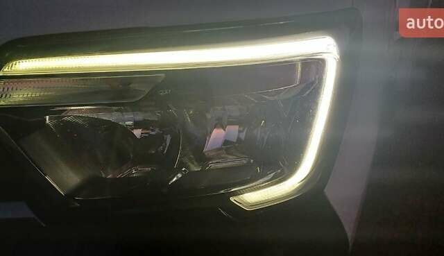 Білий Рено Мастєр, об'ємом двигуна 2.3 л та пробігом 280 тис. км за 19998 $, фото 28 на Automoto.ua