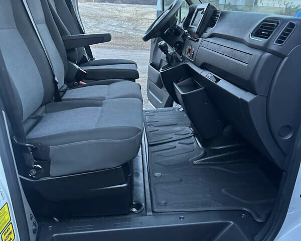 Белый Рено Мастер, объемом двигателя 2.3 л и пробегом 418 тыс. км за 20600 $, фото 24 на Automoto.ua