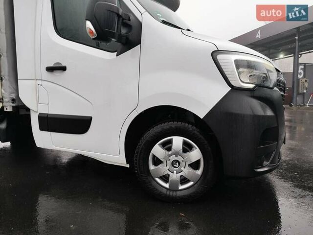 Белый Рено Мастер, объемом двигателя 2.3 л и пробегом 283 тыс. км за 19999 $, фото 7 на Automoto.ua