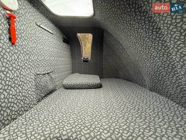 Белый Рено Мастер, объемом двигателя 2.3 л и пробегом 305 тыс. км за 20500 $, фото 68 на Automoto.ua