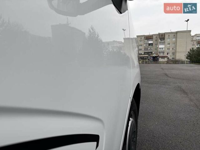 Білий Рено Мастєр, об'ємом двигуна 2.3 л та пробігом 330 тис. км за 19500 $, фото 46 на Automoto.ua