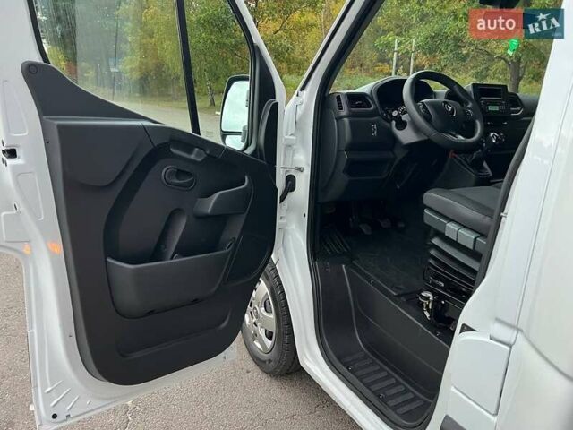 Белый Рено Мастер, объемом двигателя 2.3 л и пробегом 292 тыс. км за 21700 $, фото 79 на Automoto.ua