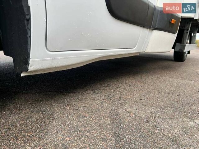 Белый Рено Мастер, объемом двигателя 2.3 л и пробегом 308 тыс. км за 20750 $, фото 29 на Automoto.ua
